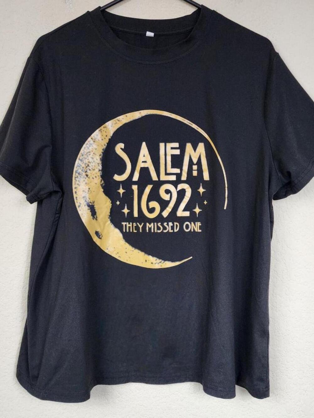 Salem 1692 They Missed One Witch Moon Phase Tee